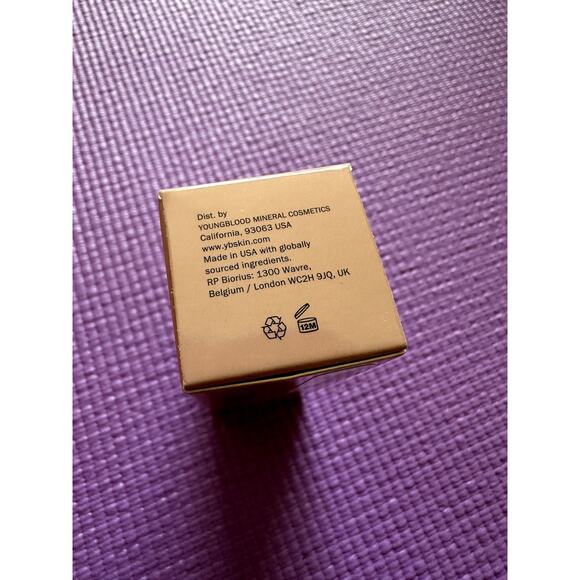 $48 Youngblood Mineral Cosmetics Pro Glow Creme Highlighter Stick NEW Solstice - Picture 2 of 4